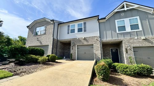 523 Stovall Ln, Columbia, TN, 38401-1685 | Card Image