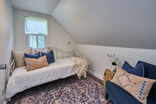 2148 Stisted Rd S, House other with 3 bedrooms, 2 bathrooms and 6 parking in Sprucedale ON | Image 19