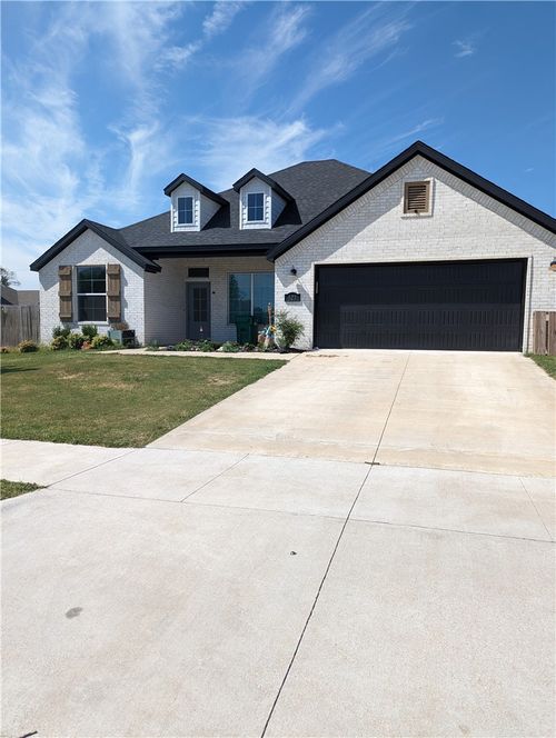 3459 Avon Ave, Springdale, AR, 72764-4014 | Card Image