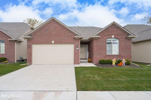 30009 Quincy St, Chesterfield, MI, 48051-3933 | Card Image