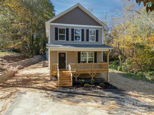 143 Luckado St, Forest City, NC, 28043-3077 | Card Image