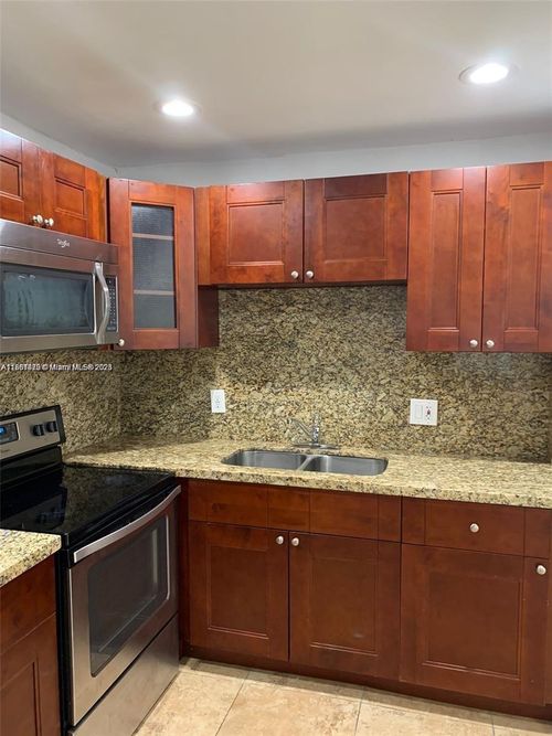 apt-3-8704 Nw 38th Dr, Coral Springs, FL, 33065-4542 | Card Image