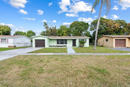 3285 Nw 41st St, Lauderdale Lakes, FL, 33309-4936 | Card Image