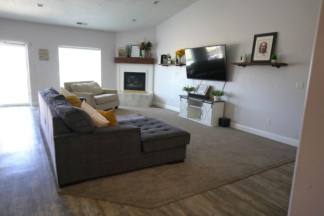 Family Room | Image 5