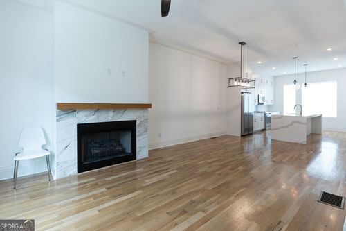 1836 Memorial Dr Se, atlanta, GA, 30317-2142 | Card Image