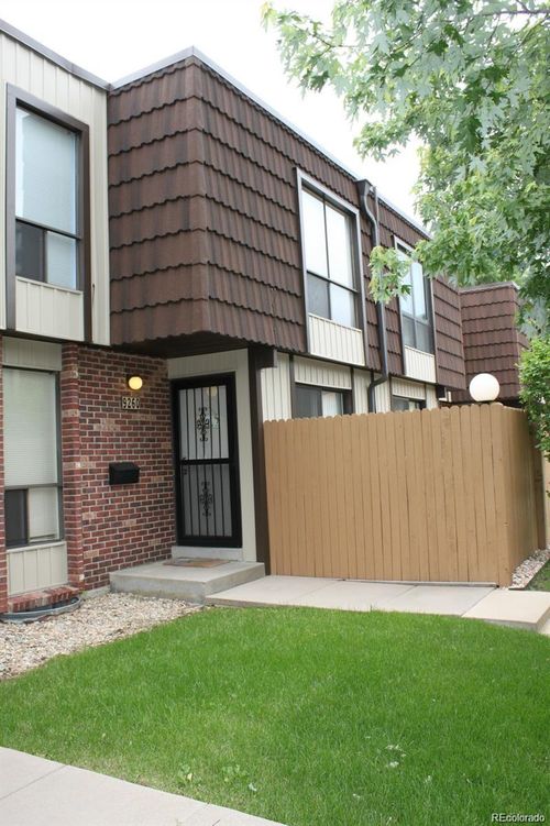 9260 W Utah Ave, Lakewood, CO, 80232-6462 | Card Image