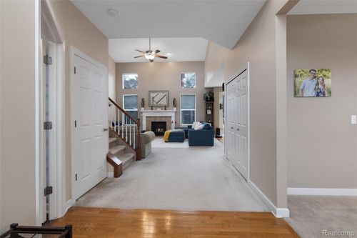 297 Gleneagles, Highland, MI, 48357-4775 | Card Image