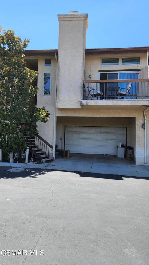 825 Warwick Ave, Thousand Oaks, CA, 91360-3600 | Card Image