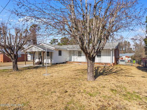 29 Berkshire Dr, Jacksonville, NC, 28546-5402 | Card Image