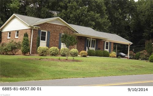 1656 Brookford Rd, Kernersville, NC, 27284-9420 | Card Image