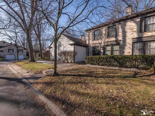 23 Linswood St, Monroe, MI, 48162-3171 | Card Image