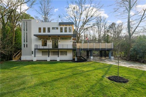 942 Peachtree Battle Cir Nw, atlanta, GA, 30327-1322 | Card Image