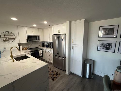 unit-403-1514 7th Ave, San Diego, CA, 92101-3237 | Card Image
