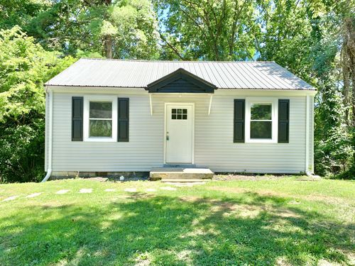 1330 Vogue Hill Rd, Clarksville, TN, 37040-4122 | Card Image