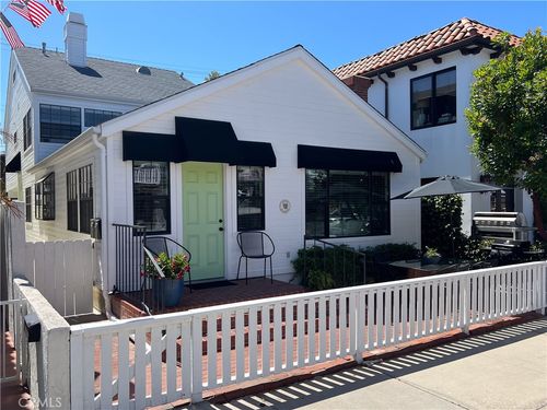 315 Diamond Ave, Newport Beach, CA, 92662-1113 | Card Image
