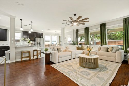 2707 Tuscan Cyn, San Antonio, TX, 78261-2129 | Card Image