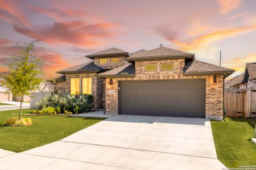 1901 Creekview, Seguin, TX, 78155-2986 | Card Image