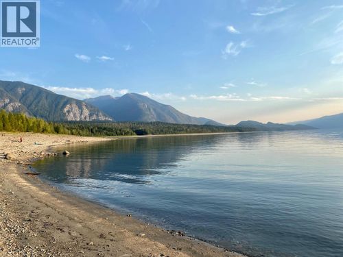 424 Galena Shores Drive, Galena Bay, BC, V0G1R0 | Card Image