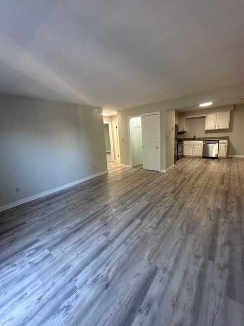 apt-12-88 Beacon St, Lawrence, MA, 01843-3121 | Card Image