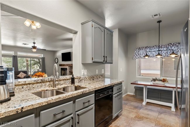 3337 Partridge Run St, Townhouse with 2 bedrooms, 2 bathrooms and null parking in Laughlin NV | Image 18