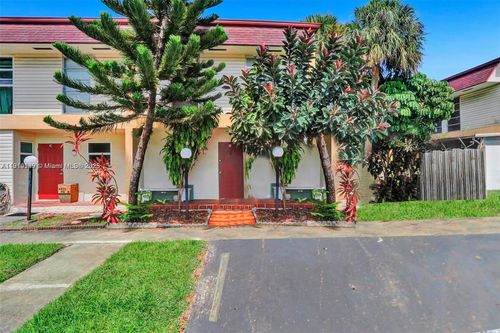 1d-2701 N 34th Ave, Hollywood, FL, 33021-3149 | Card Image