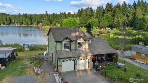 32421 Whitman Lake Dr E, Graham, WA, 98338-7542 | Card Image