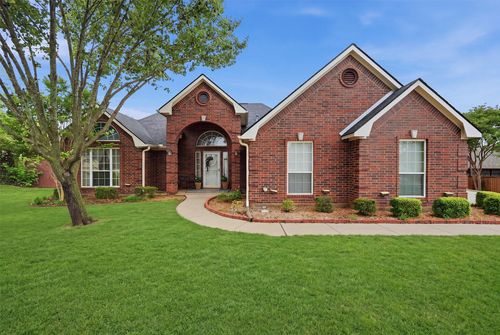 2507 Renaissance Cir, Denison, TX, 75020-7318 | Card Image