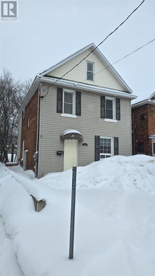 266 Albert St E, Sault Ste. Marie, ON, P6A2J4 | Card Image