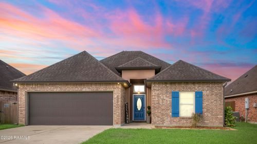 312 Clay Ridge Dr, Youngsville, LA, 70592-5976 | Card Image