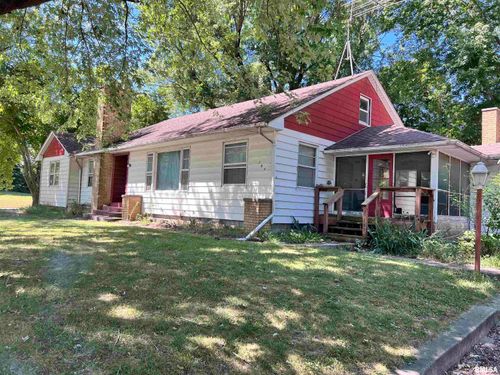 204 Mill St, Chambersburg, IL, 62323-2046 | Card Image