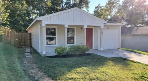 609 Cedar Point Dr, Livingston, TX, 77351-8210 | Card Image