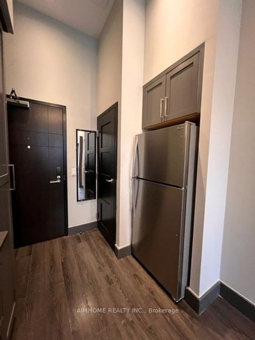 {{alt}} | Card Image