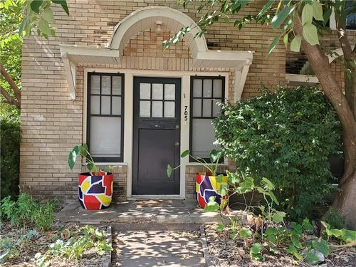 705 Graham Pl, Austin, TX, 78705-4417 | Card Image