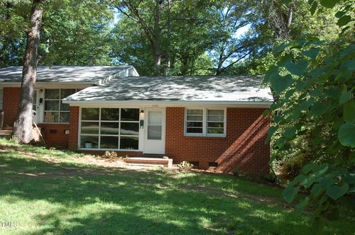 3208 Ruffin St, Raleigh, NC, 27607-4024 | Card Image