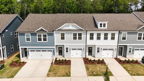 8813 Malmesbury Lane, Raleigh, NC, 27616 | Card Image