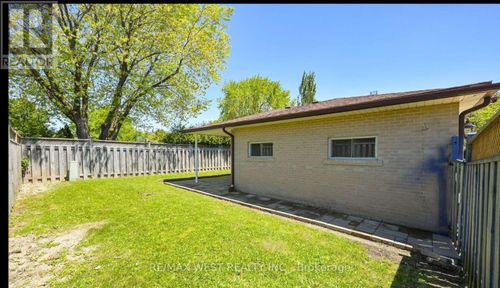 basement-15 Flavian Cres, Brampton, ON, L6T3P2 | Card Image