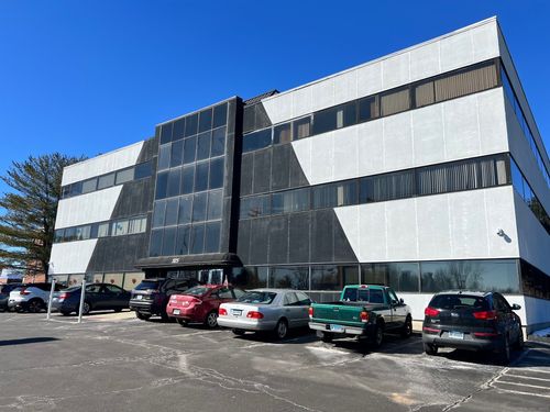 325 Boston Post Rd, Orange, CT, 06477-3504 | Card Image