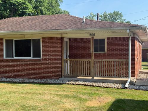 834 Coffee Creek Rd, Chesterton, IN, 46304-1464 | Card Image