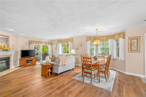 59 Scenic Dr, West Warwick, RI, 02893-5494 | Card Image