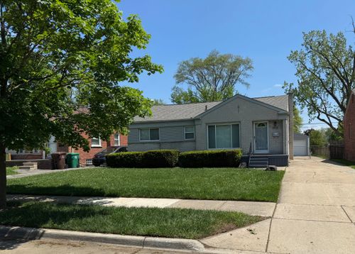 6908 Burnly St, Garden City, MI, 48135-2038 | Card Image