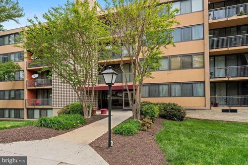 apt-101-4 S Van Dorn St, ALEXANDRIA, VA, 22304-4231 | Card Image