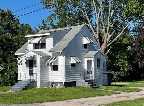 912 Pleasant St, Somerset, MA, 02726-4927 | Card Image