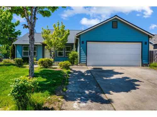 87564 Trek Dr, Veneta, OR, 97487-8753 | Card Image