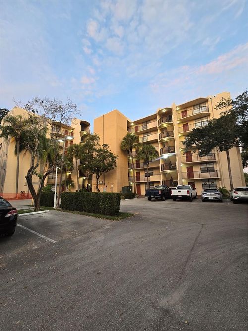 apt-604-3400 Blue Lake Dr, Pompano Beach, FL, 33064-2065 | Card Image