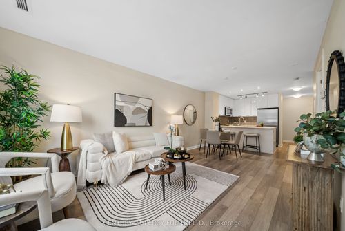 119-5033 4 Springs Ave, Mississauga, ON, L5R0G6 | Card Image