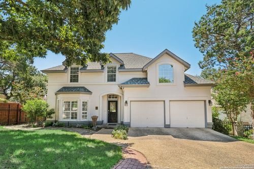 617 Evergreen Ln, New Braunfels, TX, 78130-6679 | Card Image