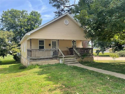 132 S Bast St, Jackson, MO, 63755-1918 | Card Image