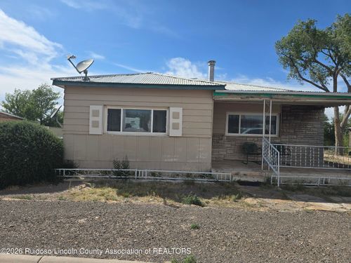 402 Aspen St, Carrizozo, NM, 88301-8037 | Card Image