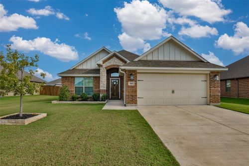 105 Palamino Drive, Lindsay, TX, 76240 | Card Image