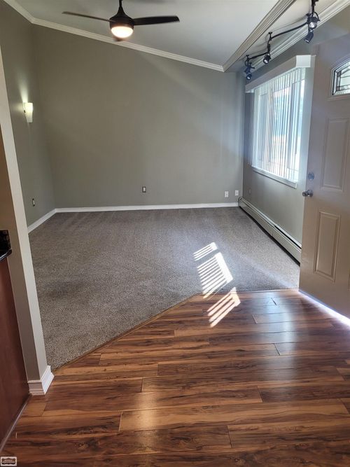 17431 E 14 Mile Rd, Fraser, MI, 48026-2219 | Card Image